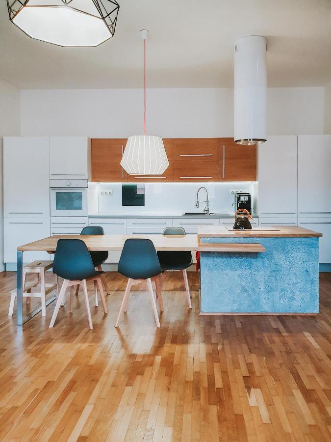 Priestranny Apartman V Centre Кошице Екстериор снимка
