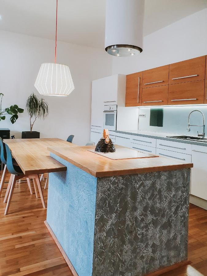 Priestranny Apartman V Centre Кошице Екстериор снимка
